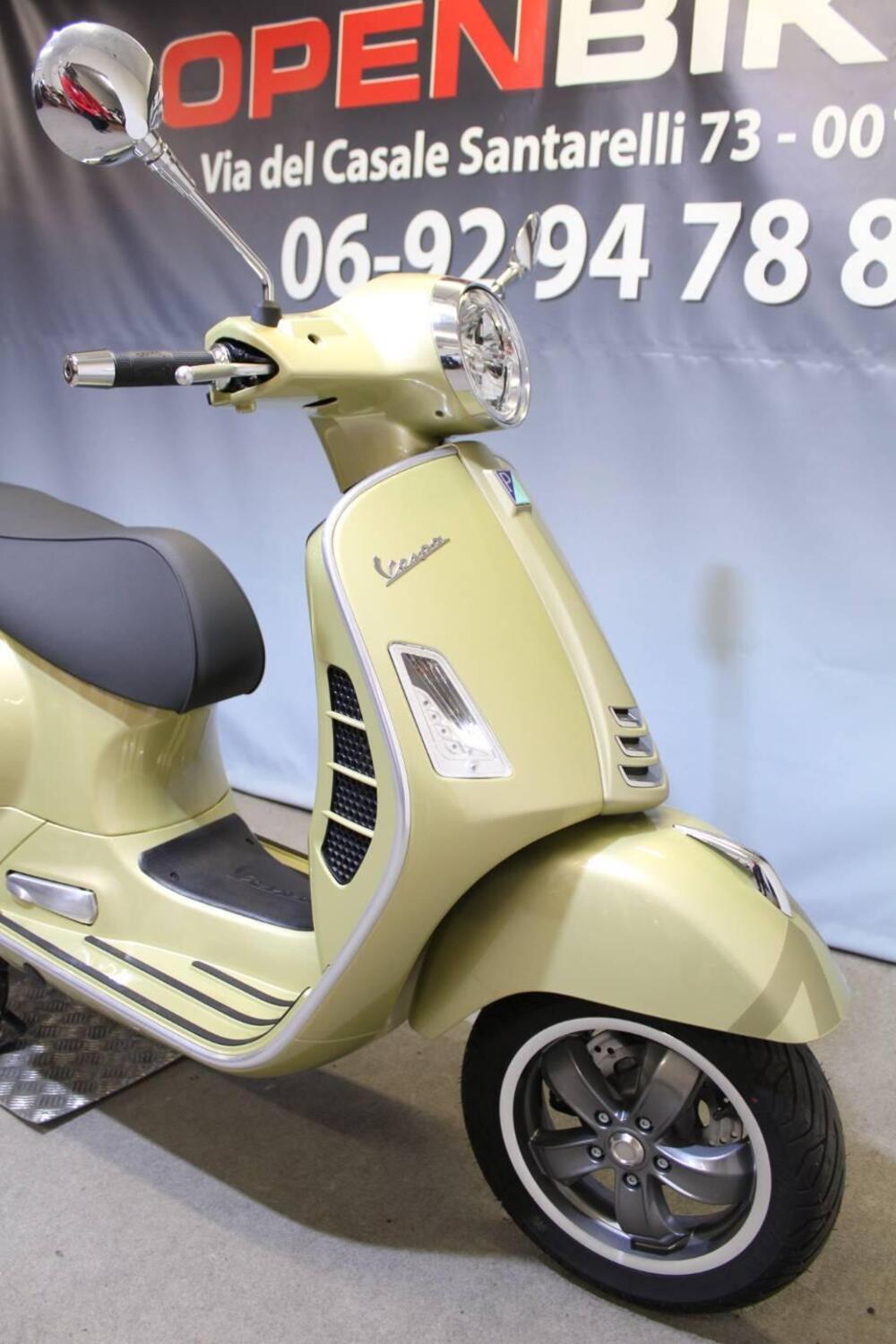 Vespa GTS 300 Supertech hpe 75th (2021) (6)