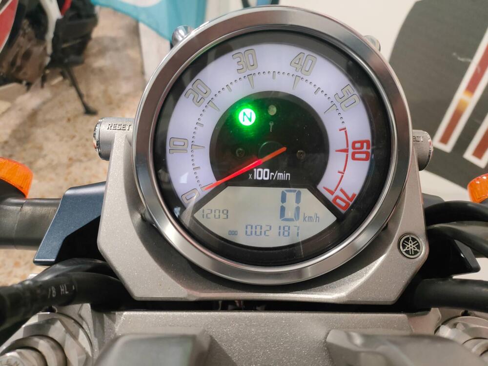 Yamaha MT-01 SP (2009 - 11) (10)