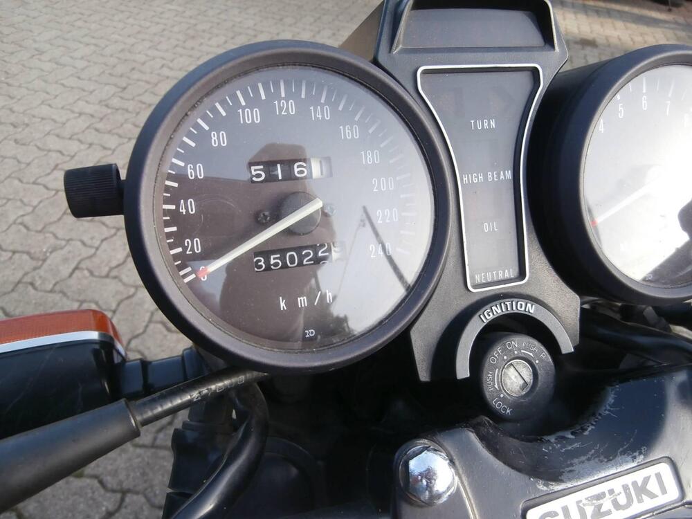 Suzuki GS 500 E (8)
