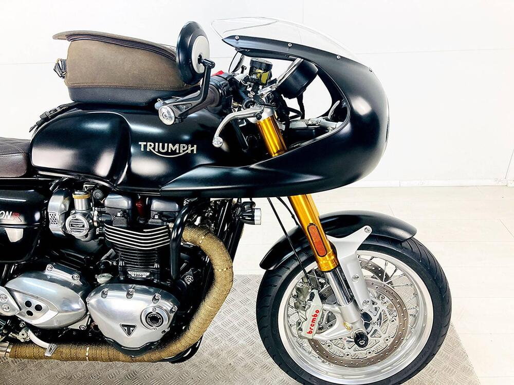 Triumph Thruxton 1200 R (2017 - 20) (11)