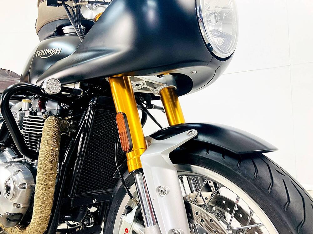Triumph Thruxton 1200 R (2017 - 20) (13)