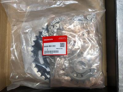 KIT TRASMISSIONE ORIGINALE PER HONDA X ADV 750. CO