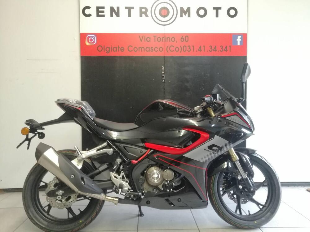 QJ Motor SRK 125 R (2024) (6)