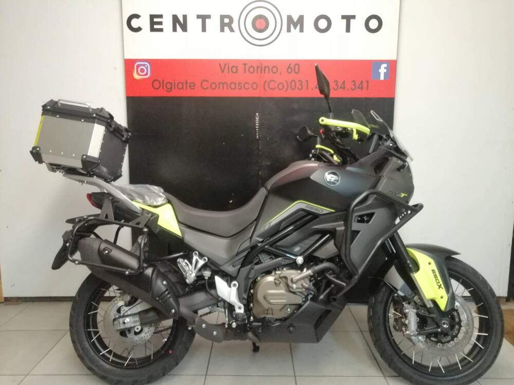 QJ Motor SVT 650 X (2024) (6)