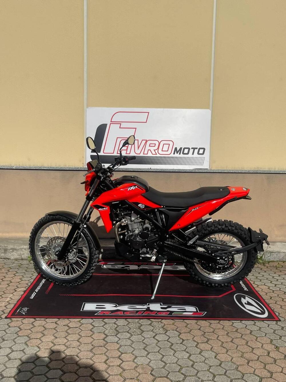 Betamotor Alp 4.0 (2024 - 26) (11)