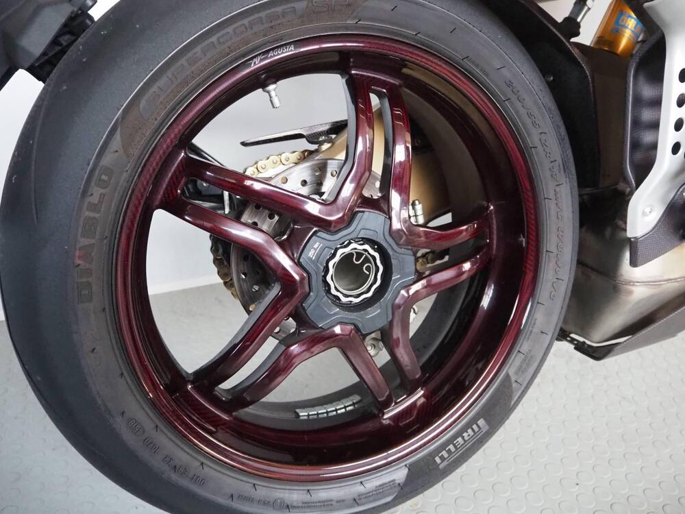 MV Agusta Brutale 1000 Serie Oro (2019 - 20) (2)