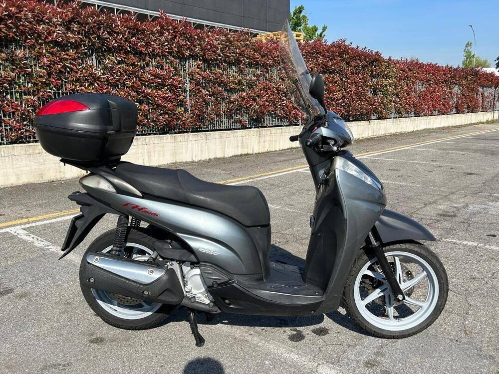 Honda SH 300 i (2006 - 10) (2)