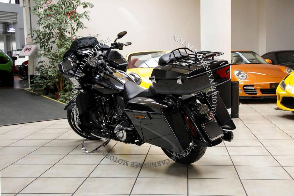 Harley-Davidson 1800 Road Glide Custom (2013) - FLTRXSE (5)