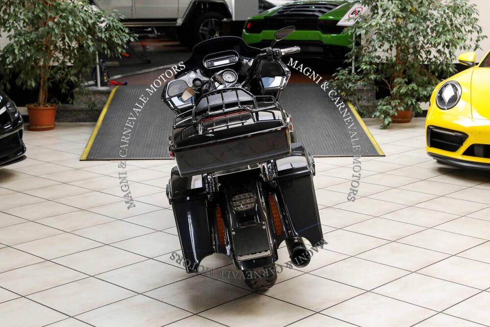 Harley-Davidson 1800 Road Glide Custom (2013) - FLTRXSE (6)