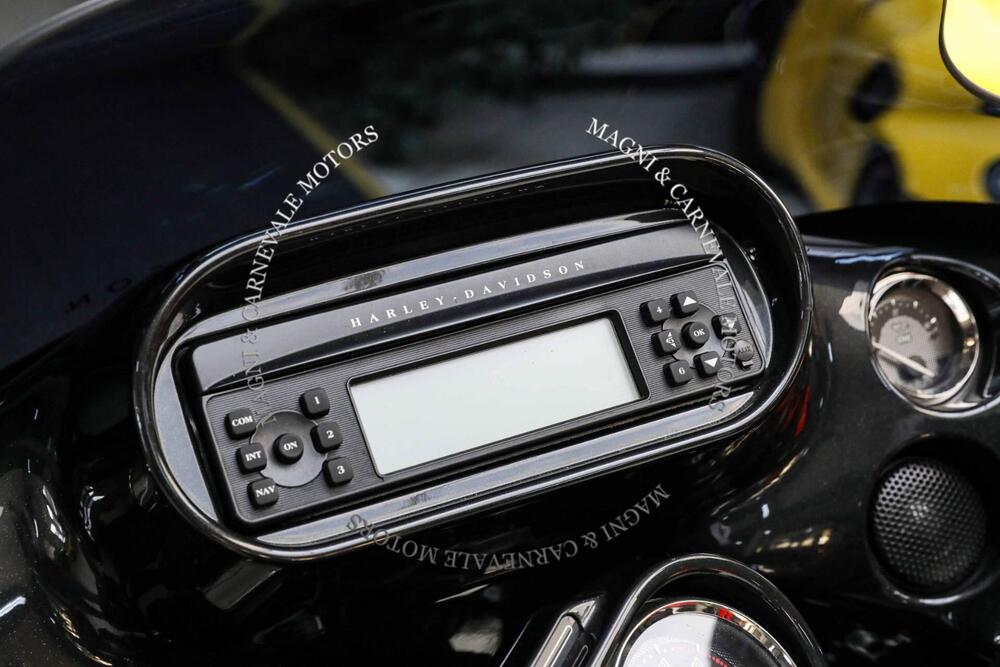 Harley-Davidson 1800 Road Glide Custom (2013) - FLTRXSE (18)