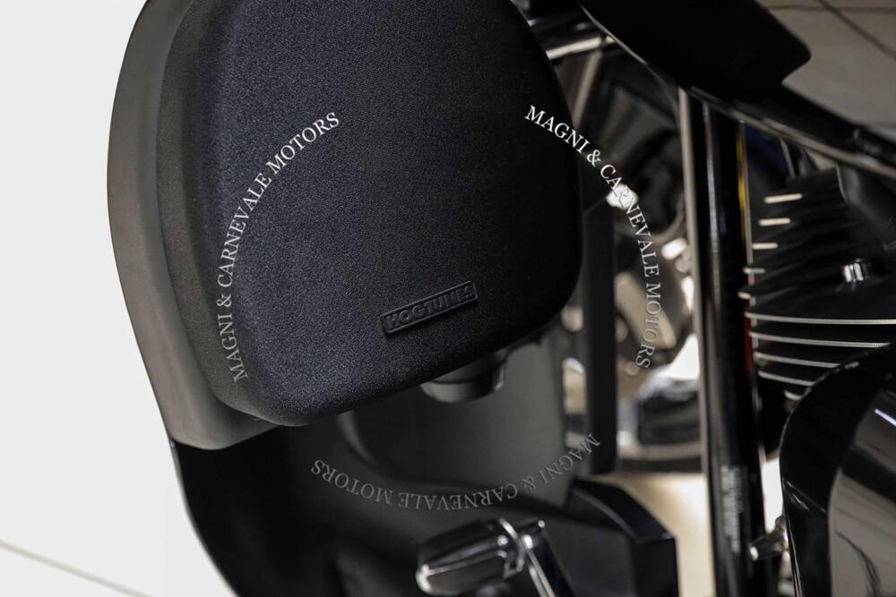 Harley-Davidson 1800 Road Glide Custom (2013) - FLTRXSE (15)