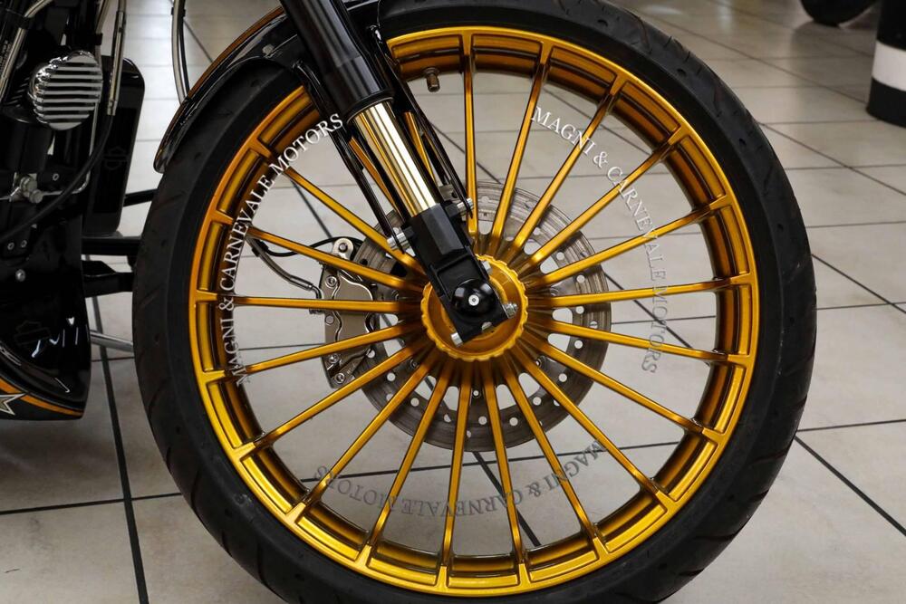 Harley-Davidson 1690 Breakout (2013 - 17) - FXSB (10)