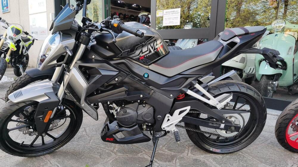 Um Italia Xtreet RS 125 (2023 - 25) (2)