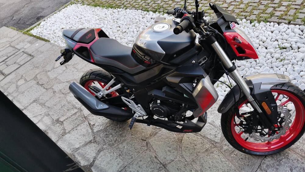 Um Italia Xtreet RS 125 (2023 - 25) (3)