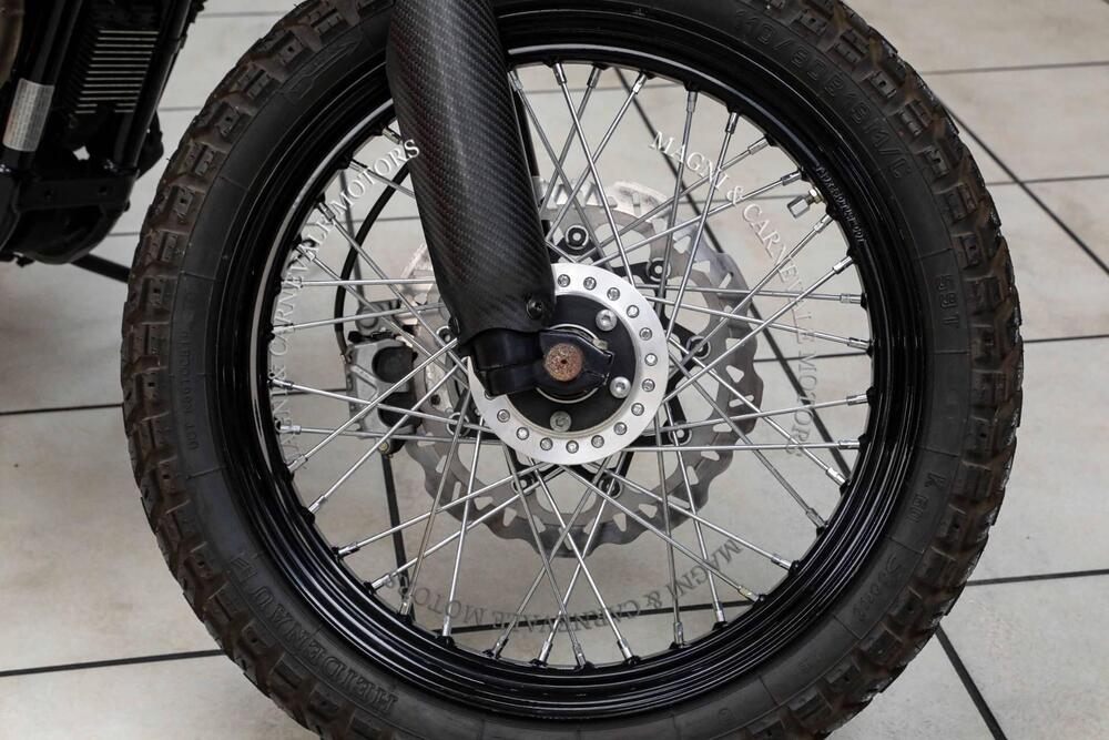 Harley-Davidson 883 R (2008 - 16) - XL 883R (11)