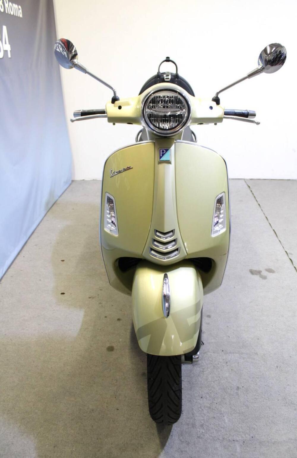 Vespa GTS 300 Supertech hpe 75th (2021) (15)