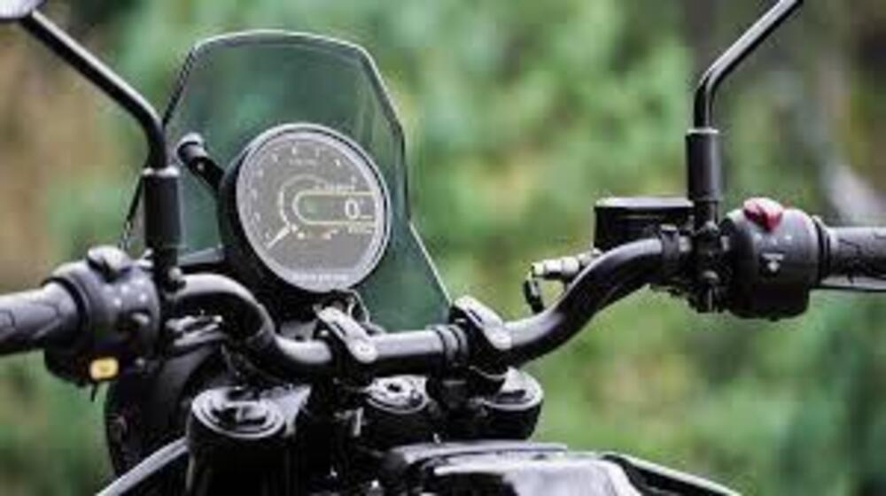 Royal Enfield Himalayan 450 (2024 - 25) (4)