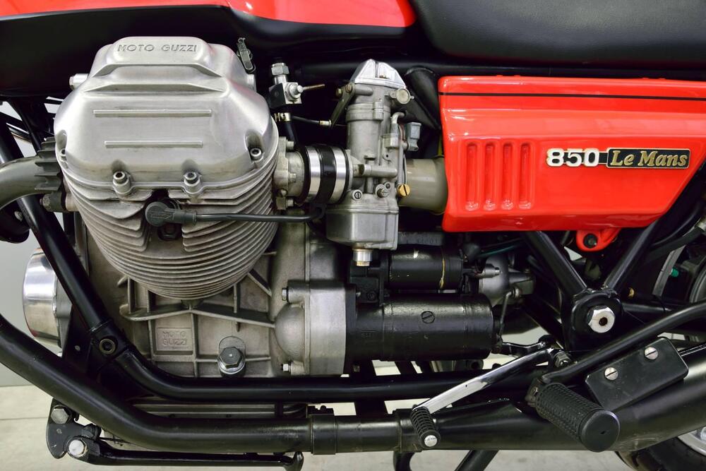 Moto Guzzi 850 Le Mans (8)