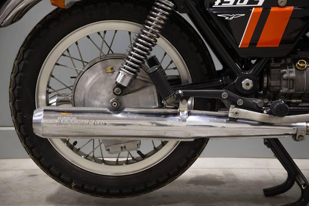 Moto Guzzi V 750 S (10)