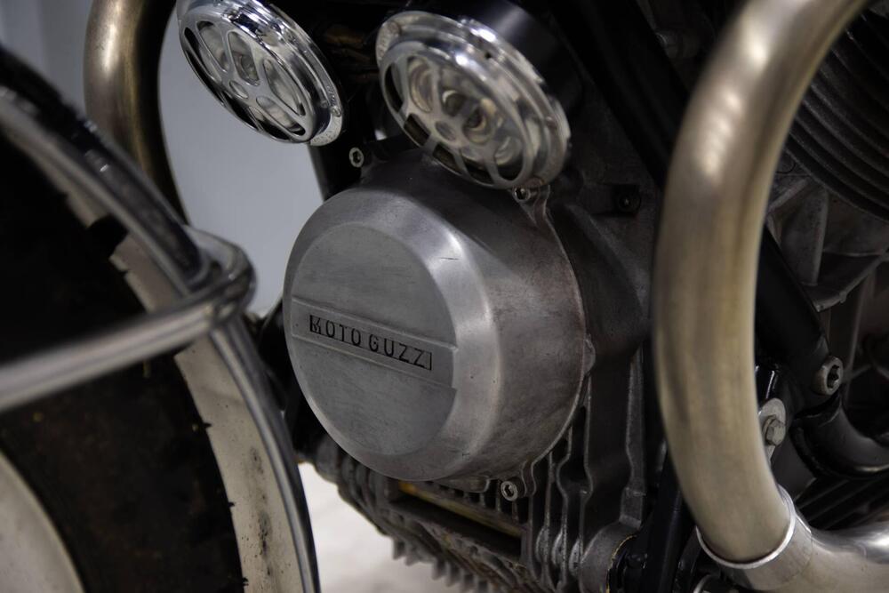 Moto Guzzi V 750 S (18)