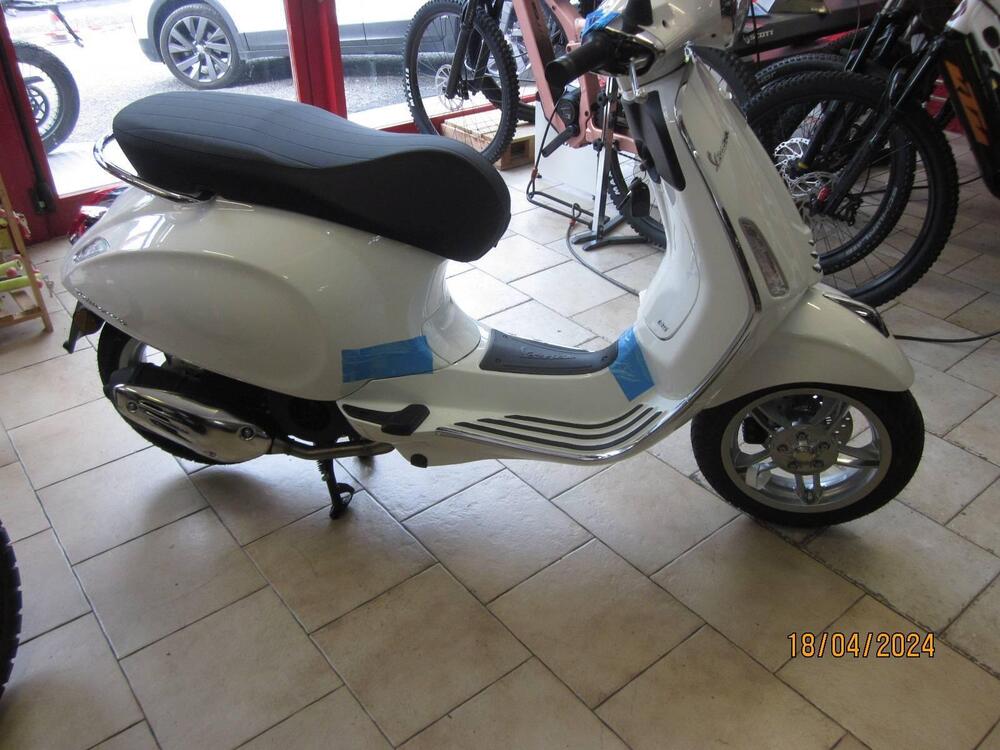 Vespa Primavera 125 (2024 - 25) (2)