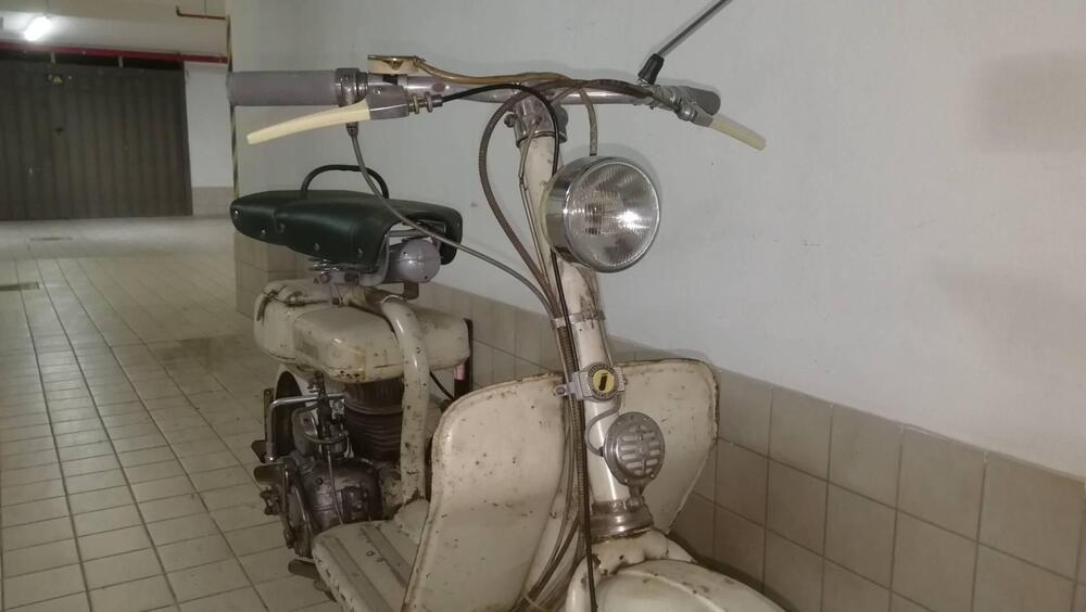 Lambretta 125D (11)