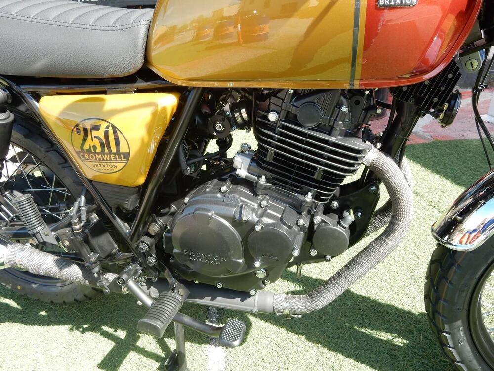 Brixton Motorcycles Cromwell 250 (2021 - 25) (20)