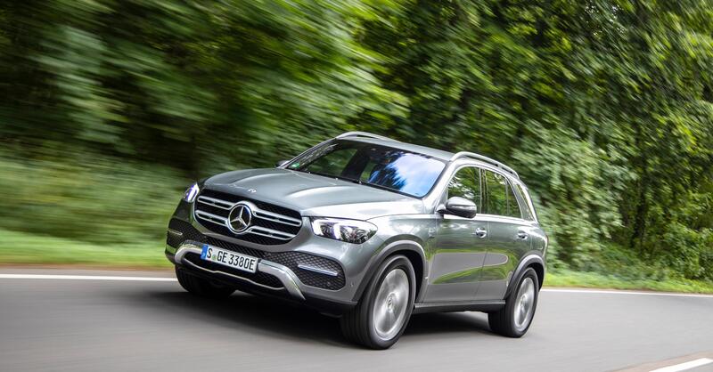 Mercedes GLE e GLS: richiamo di 340.000 esemplari per rischio incendio 