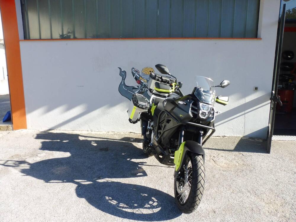 QJ Motor SVT 650 X (2024) (2)