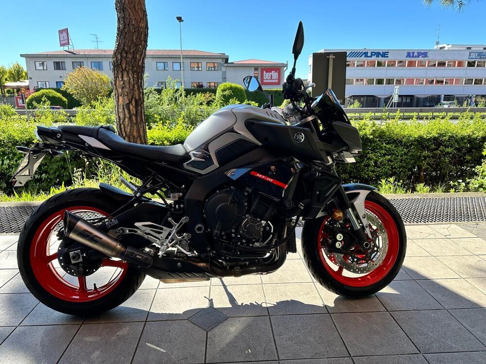 Yamaha MT-10 (2017 - 20) (2)