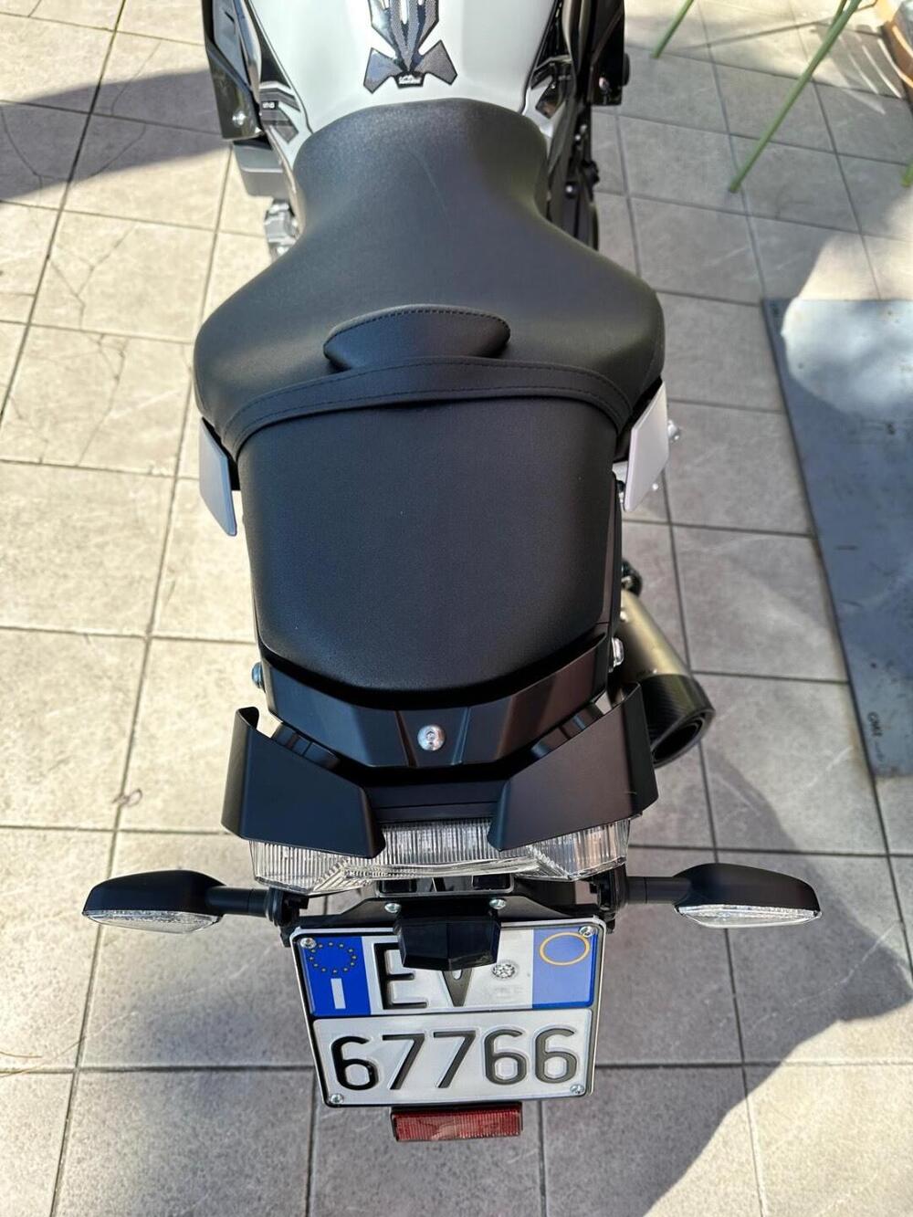 Yamaha MT-10 (2017 - 20) (7)