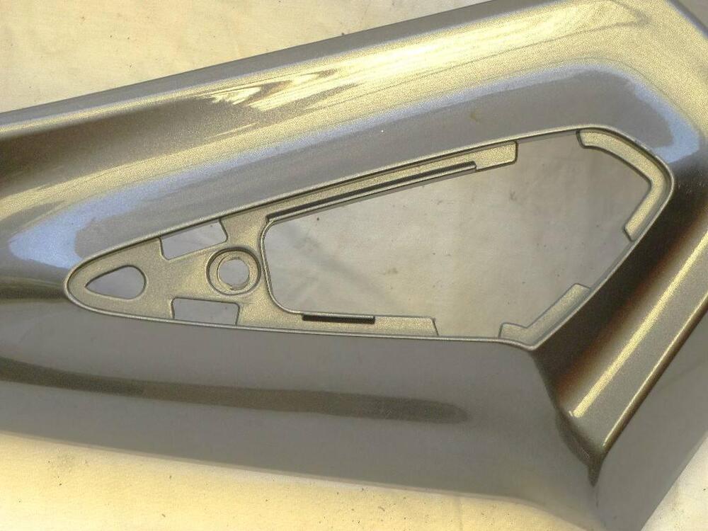 Carena anteriore lato sinistro Honda Deauville NT (6)