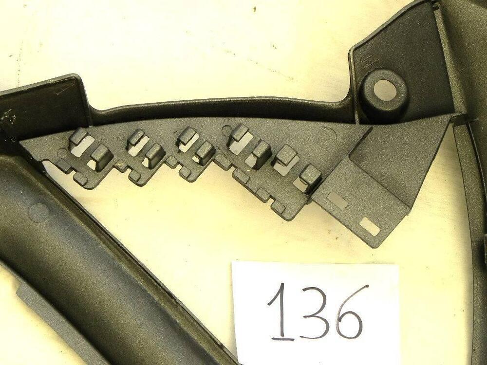 Carena anteriore lato sinistro Honda Deauville NT (8)