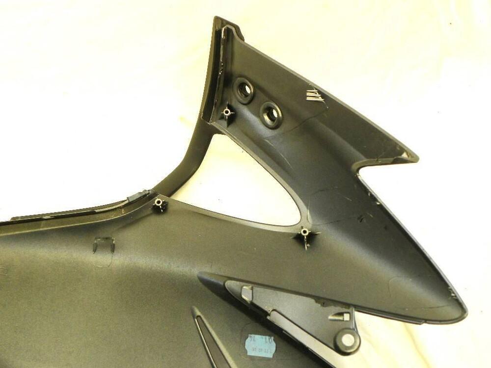 Carena anteriore lato sinistro Honda Deauville NT (9)