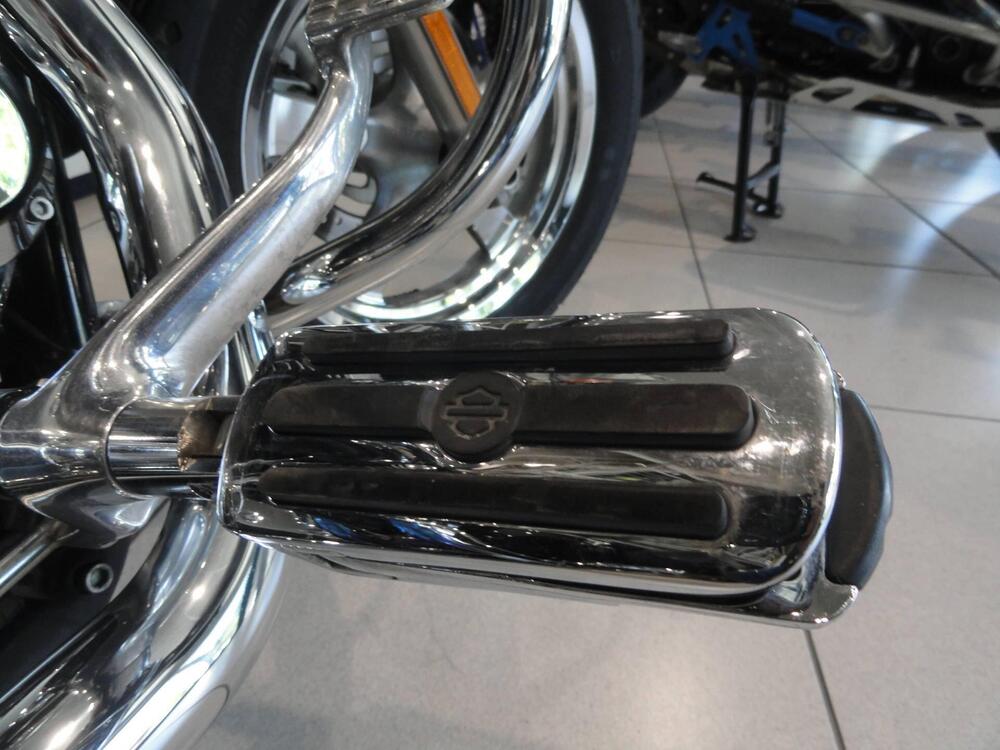 Harley-Davidson 1200 Custom (2007 - 13) - XL 1200C (16)