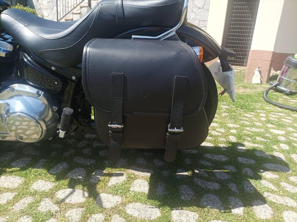 Harley-Davidson Softail Standard (2020) - FXST (4)