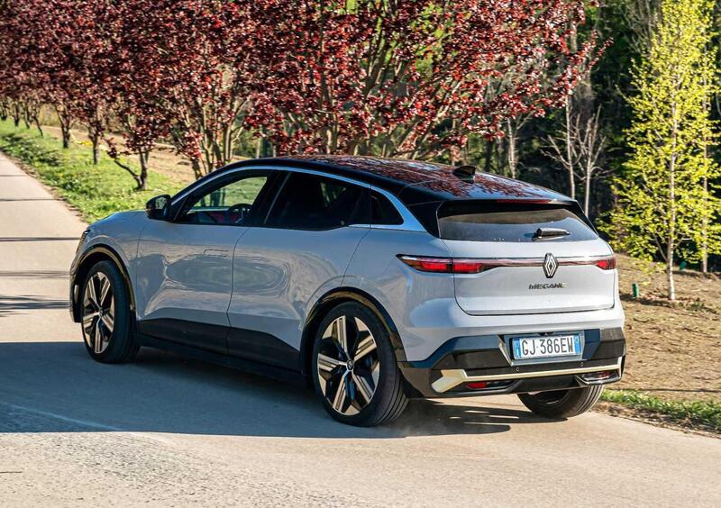 Renault Megane E-Tech Electric (2021-->>) (5)