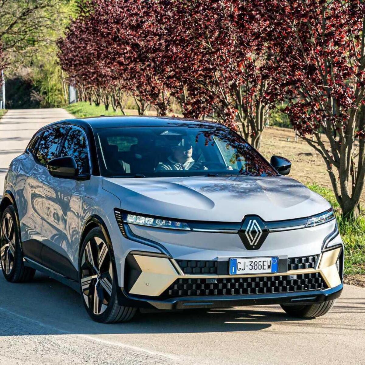 Renault Megane E-Tech Electric (2021--&gt;&gt;)