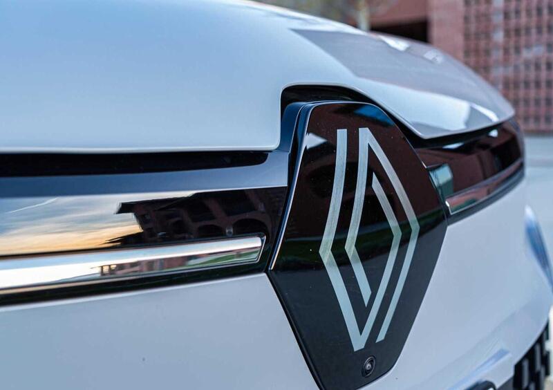 Renault Megane E-Tech Electric (2021-->>) (14)