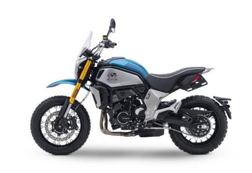 CFMOTO 700CL-X Adventure (2023 - 25) (2)