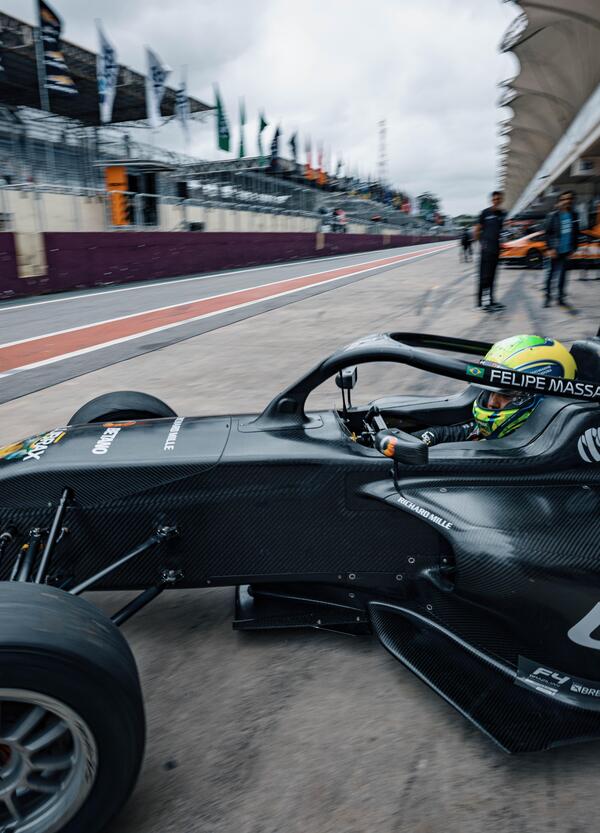 Felipa Massa torna sulle monoposto: test in Brasile per lui con la Tatuus T-421 del Formula 4 brasiliano