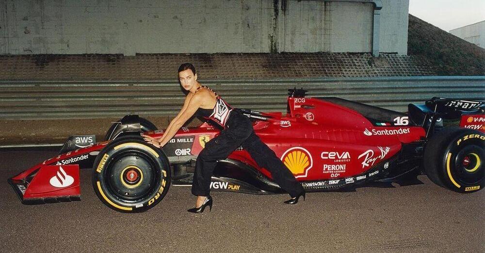 La Ferrari &egrave; da copertina con Irina Shayk, Charles Leclerc e Carlos Sainz: il nuovo servizio su Vogue Italia conquista i fans