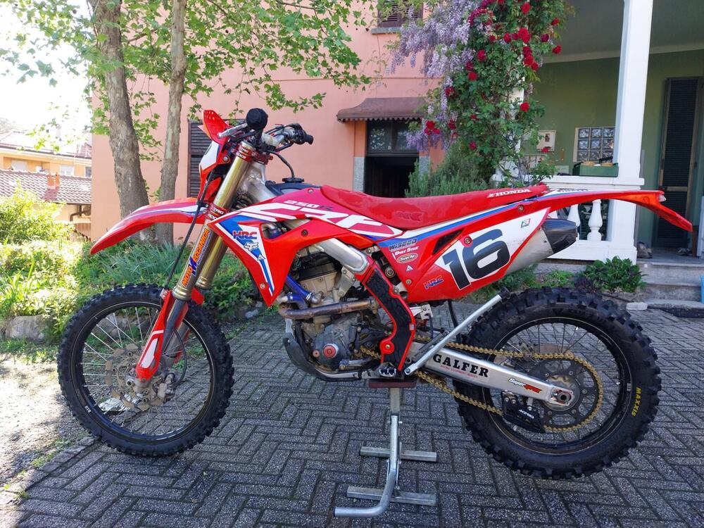 Honda CRF 250 R (2018) (3)