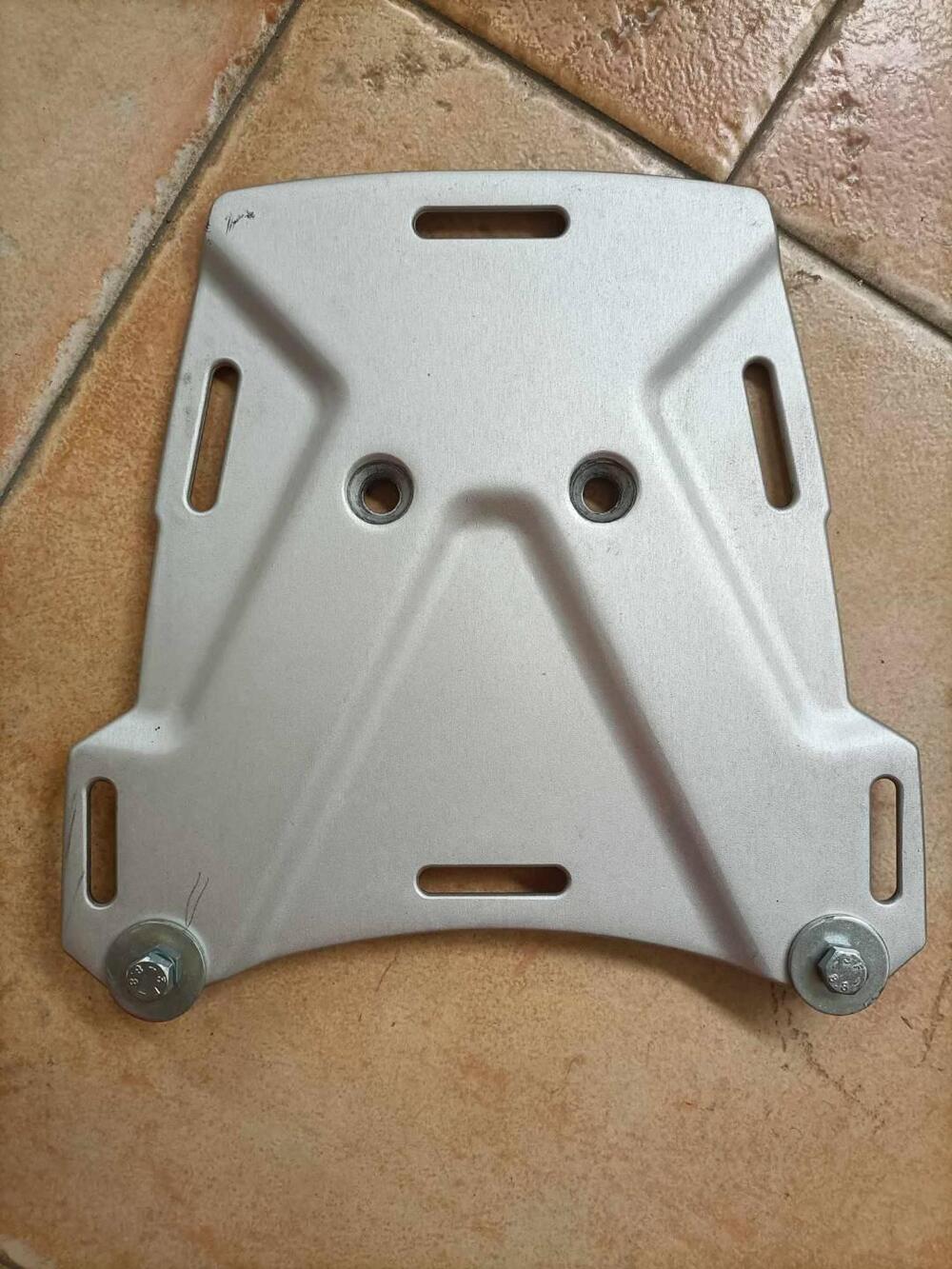 PARTI RICAMBIO PER KTM 1190 ADVENTURE (18)