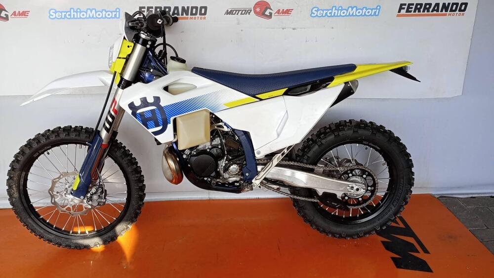 Husqvarna TE 300 (2024) (2)