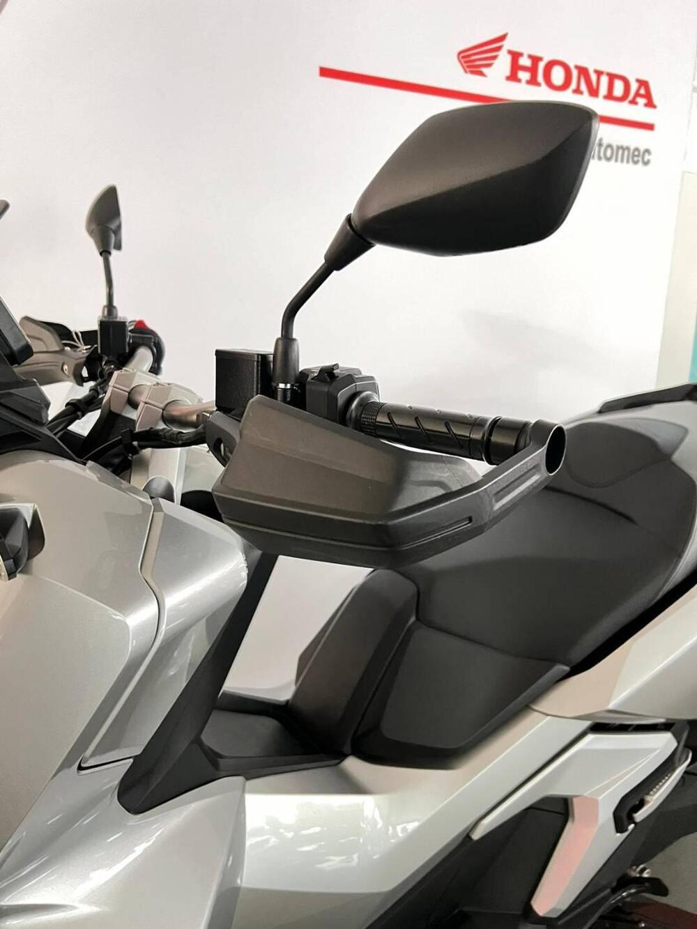 Honda ADV 350 (2022 - 24) (4)