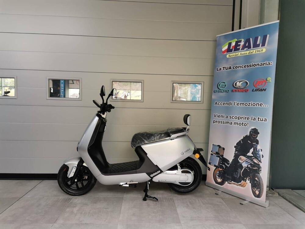 Yadea G5S (2022 - 25) (2)