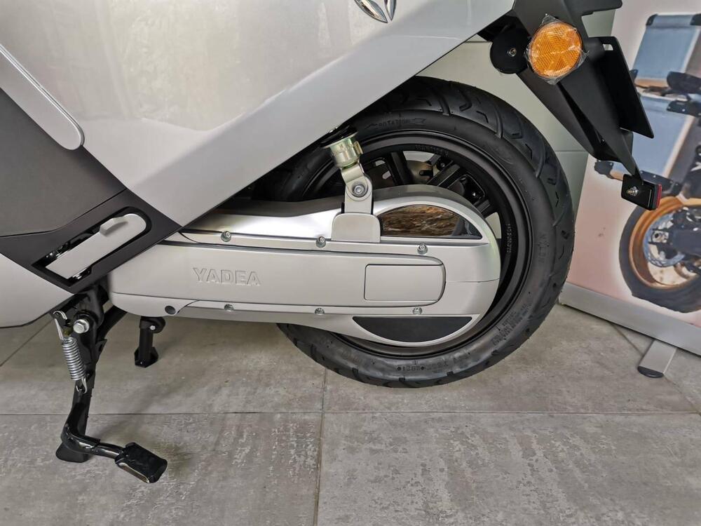 Yadea G5S (2022 - 25) (4)