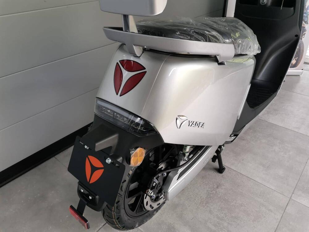 Yadea G5S (2022 - 25) (12)