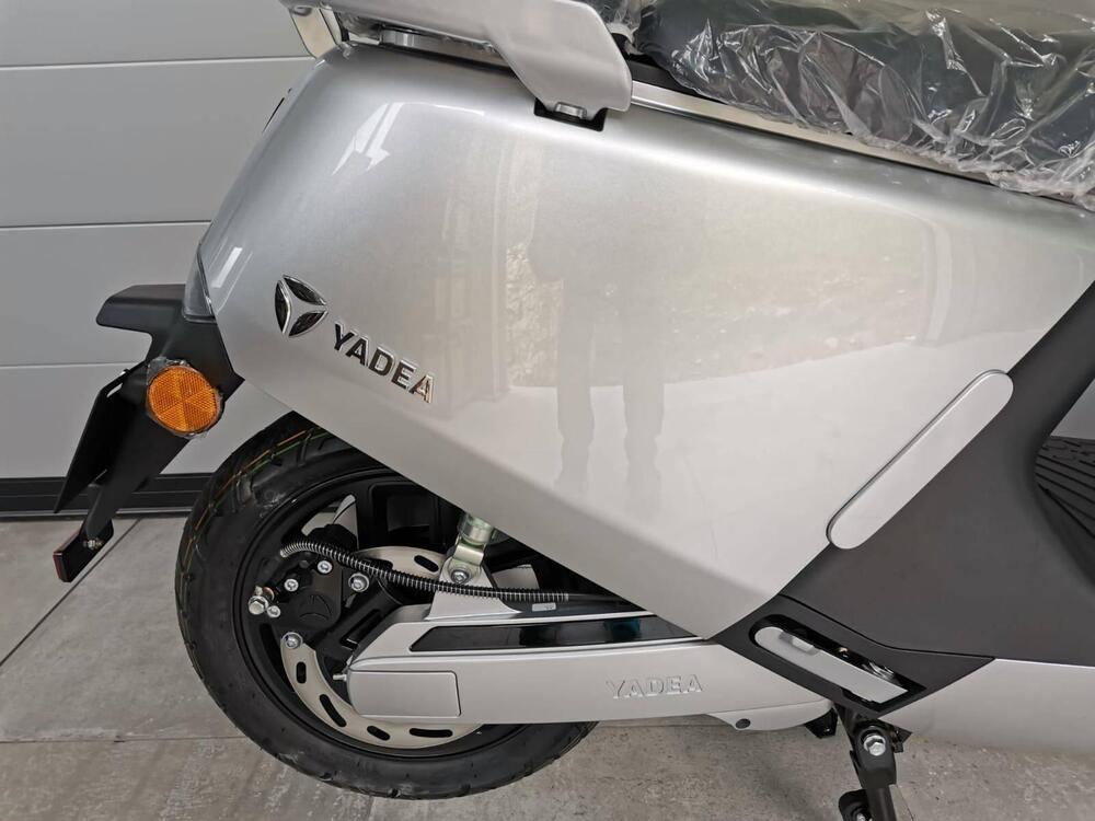 Yadea G5S (2022 - 25) (13)